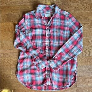 American Eagle Red and Gray Plaid Shirt